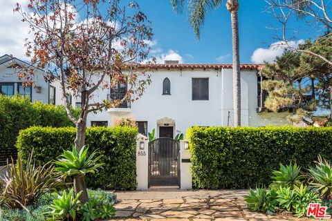  in Los Angeles CA 855 La Jolla Avenue.jpg