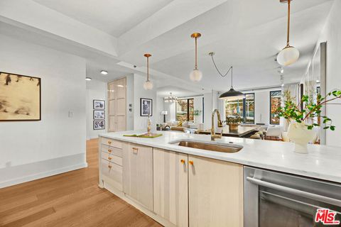 Condominium in  NY 212 E 95th Street #2AB.jpg