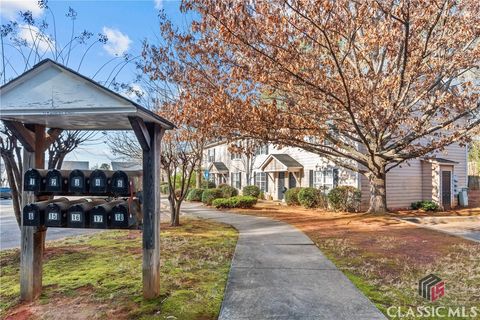 Condominium in Athens GA 104 Westchester Circle.jpg