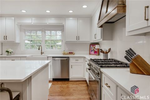 Single Family Residence in Athens GA 155 Wexford Place 7.jpg