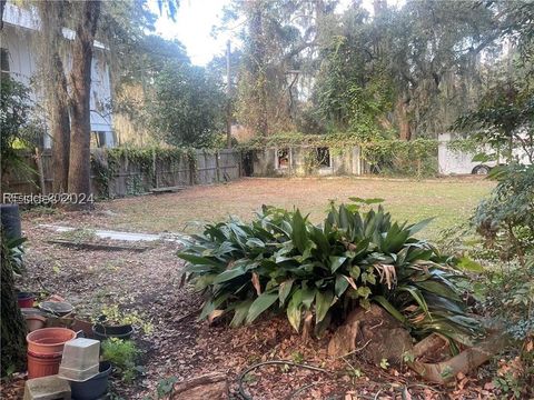 Unimproved Land in Bluffton SC 43 Oyster Street.jpg