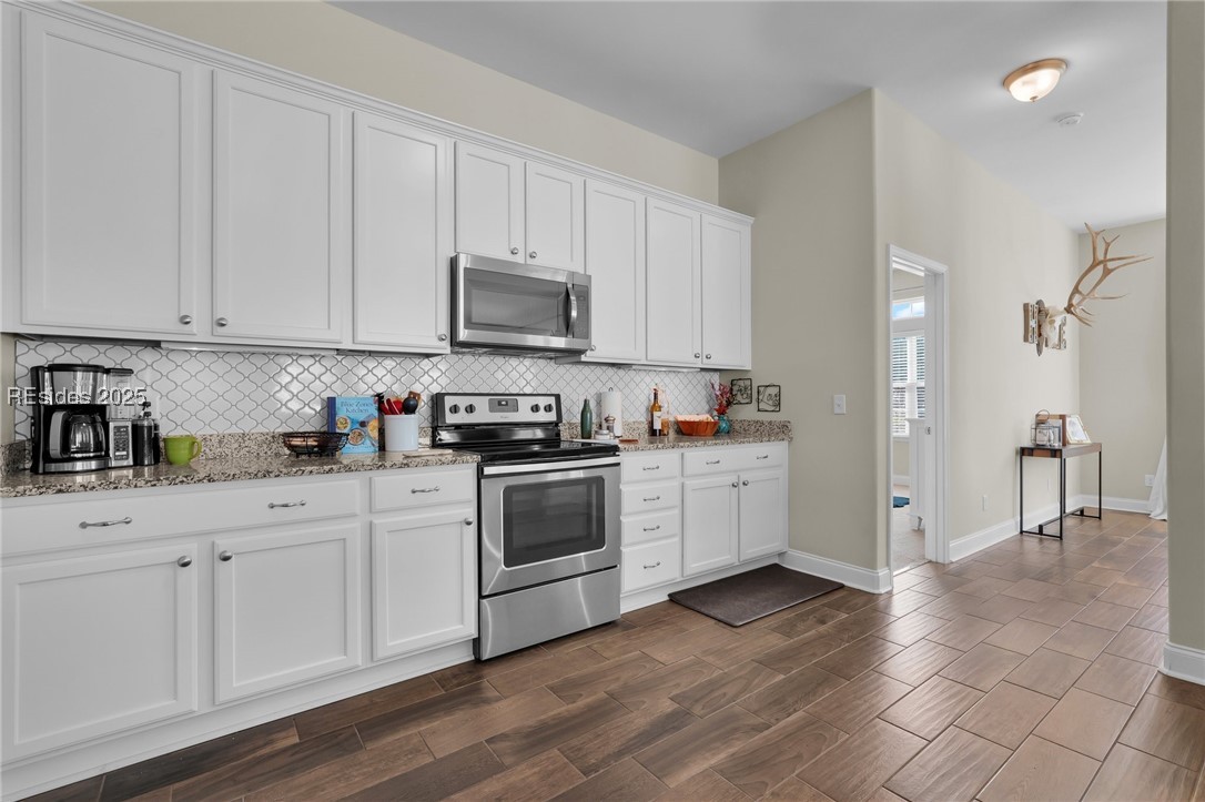 Single Family Residence in Ridgeland SC 69 Stillhaven Circle 7.jpg