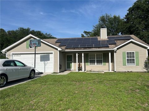 Single Family Residence in Beaufort SC 4 Shiney Leaf Court.jpg