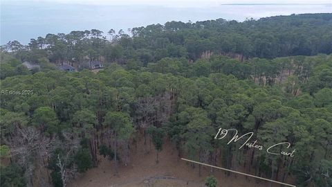 Unimproved Land in Daufuskie Island SC 19 Masters Court.jpg