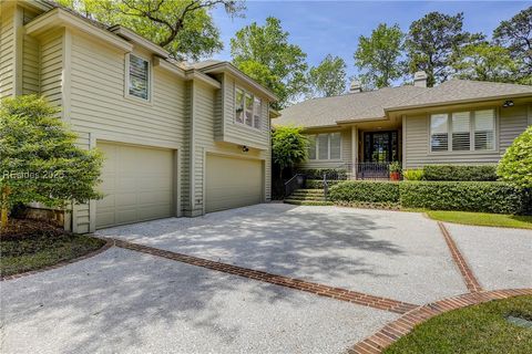 Single Family Residence in Hilton Head Island SC 28 Red Oak Road.jpg