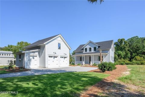 Single Family Residence in Beaufort SC 3 The Horseshoe.jpg