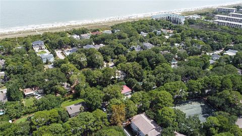 Condominium in Hilton Head Island SC 45 Folly Field Road #16F 30.jpg