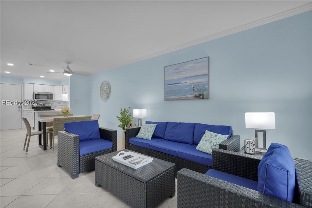 Condominium in Hilton Head Island SC 45 Folly Field Road #16F 11.jpg