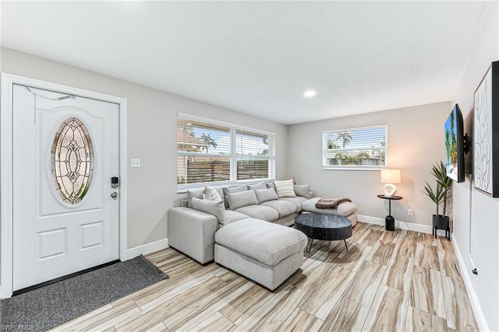 668 97 Ave, Naples, FL 34108 photo