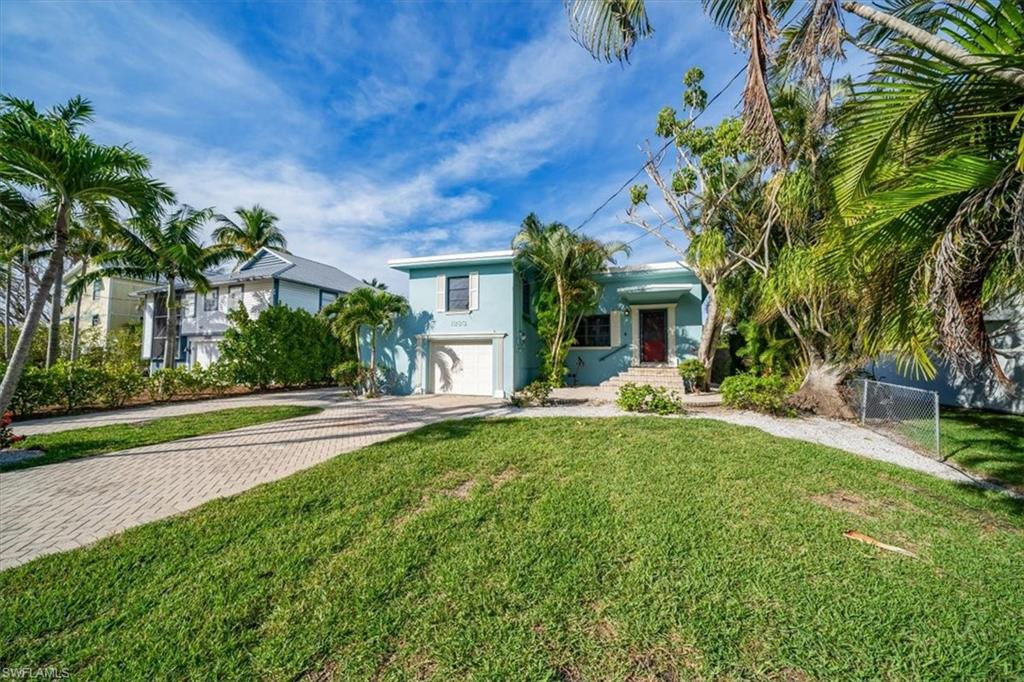 1283 Grand Canal Dr, Naples, FL 34110 photo