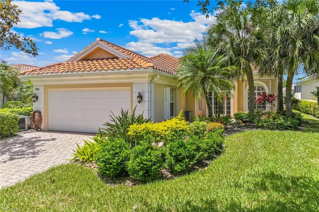 4605 Navassa Ln, Naples, FL 34119 photo