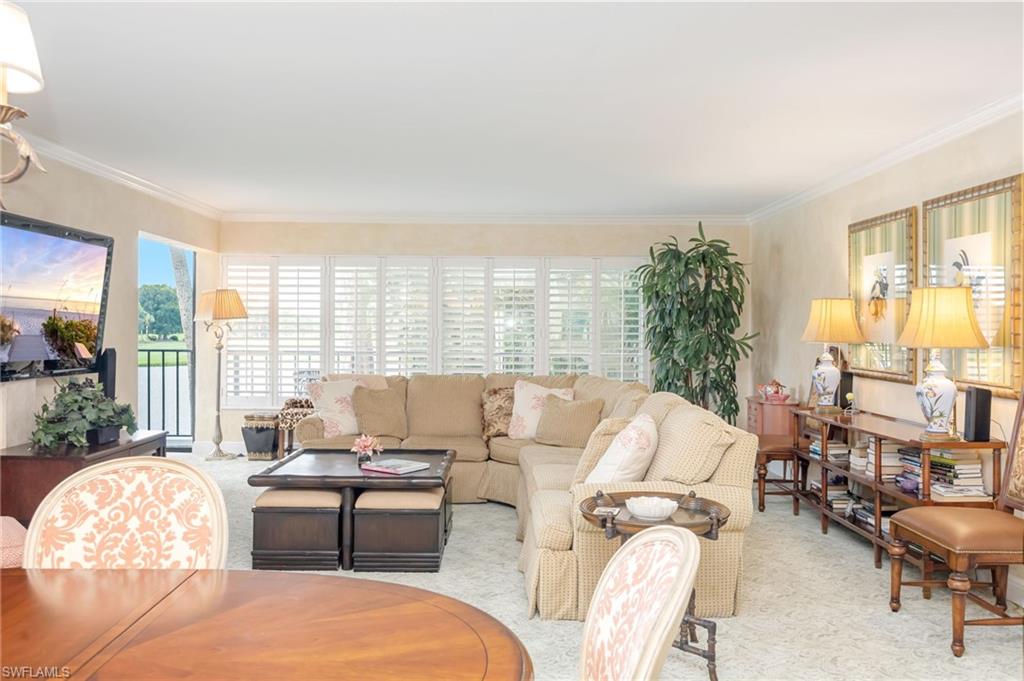 225 Wildwood Ln, Naples, FL 34105 photo