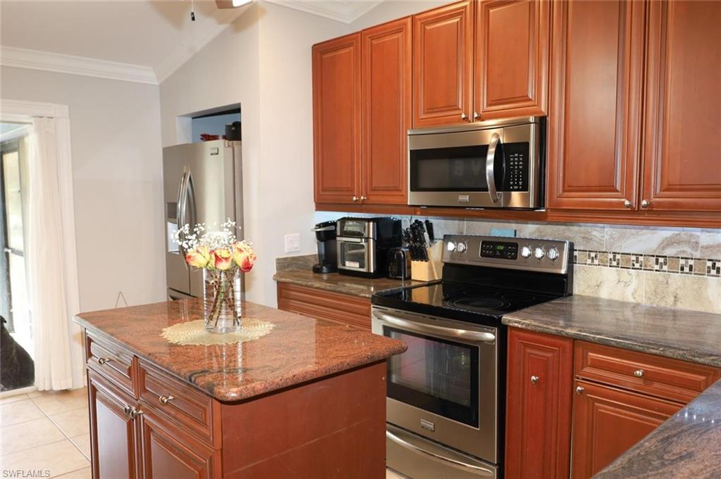 4295 14 St, Naples, FL 34120 photo