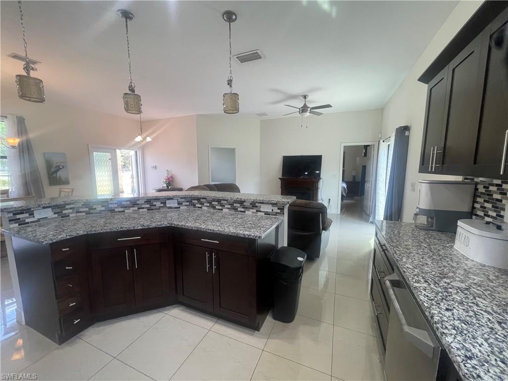 2660 72 Ave, Naples, FL 34120 photo