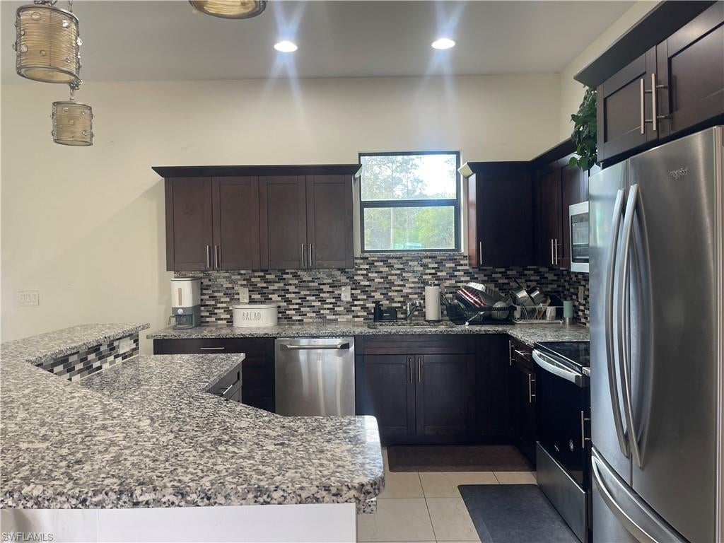 2660 72 Ave, Naples, FL 34120 photo