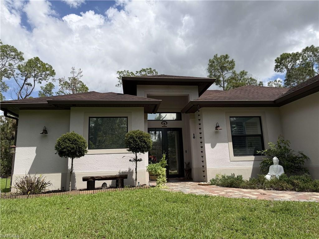 190 2 St, Naples, FL 34117