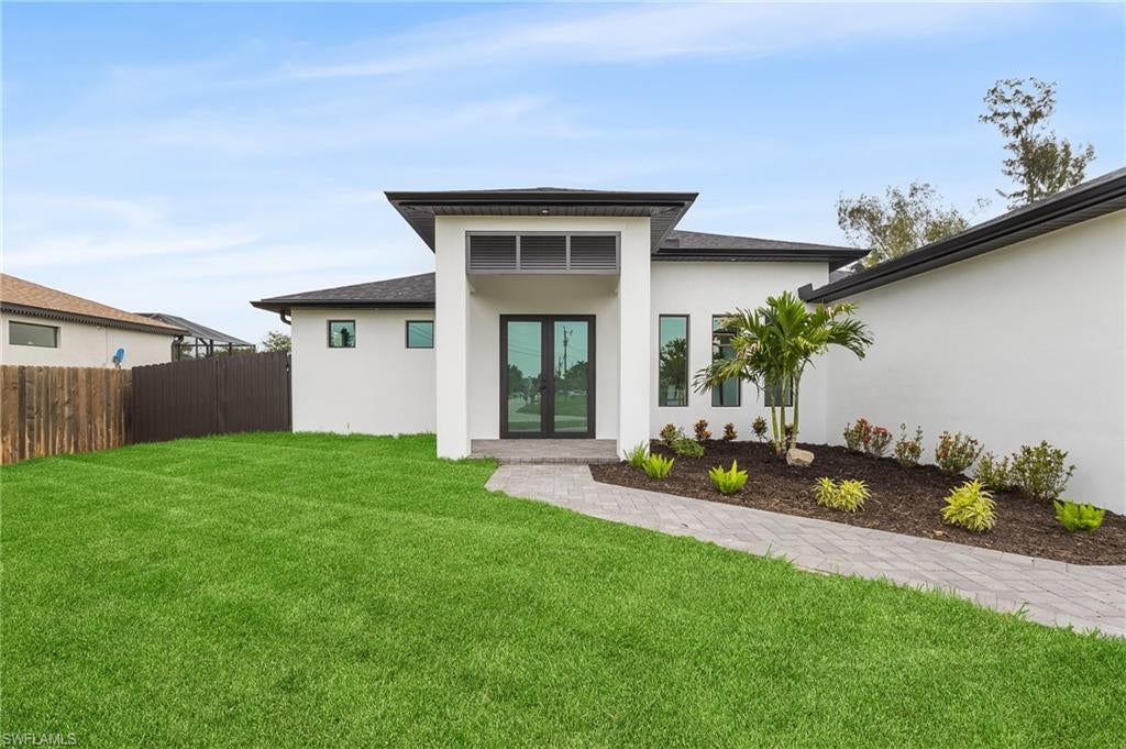 1837 NE 2 St, Cape Coral, FL 33909 photo
