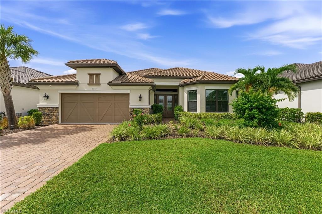 8333 Promoso Ct, Naples, FL 34114 photo