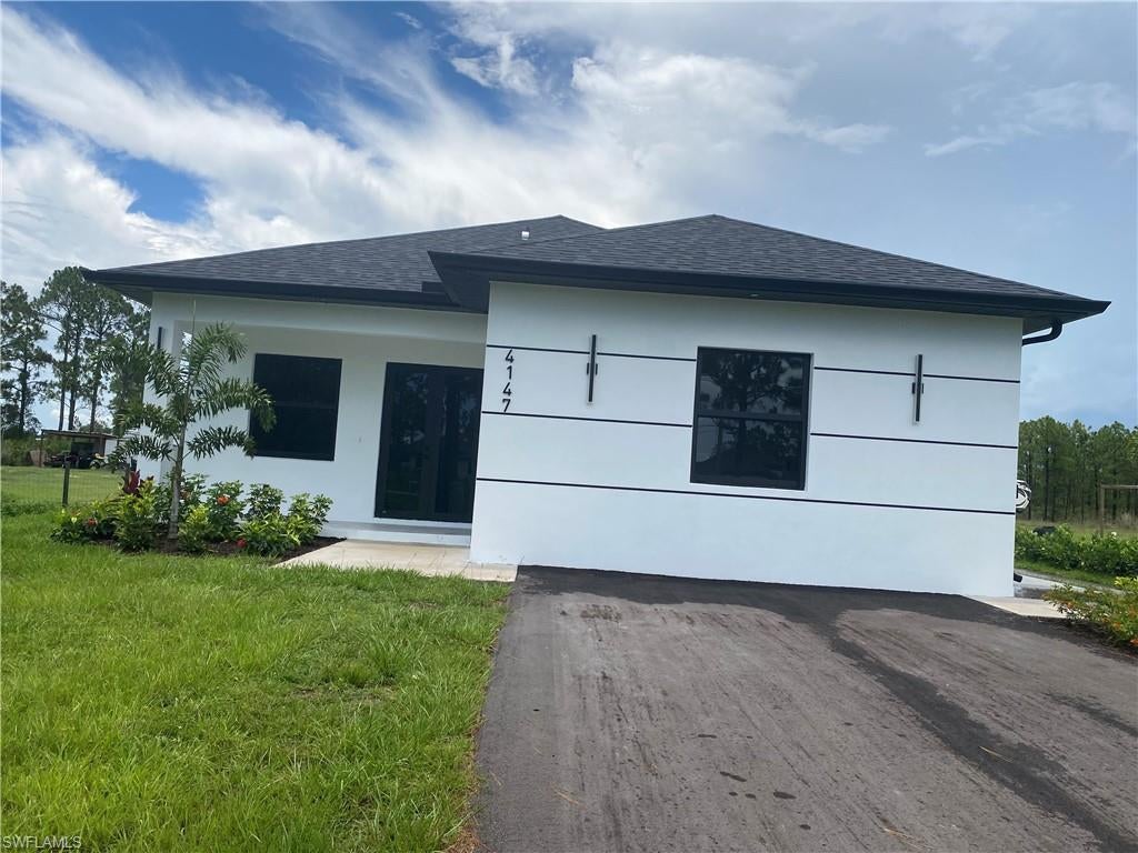 4147 64 Ave, Naples, FL 34120 photo