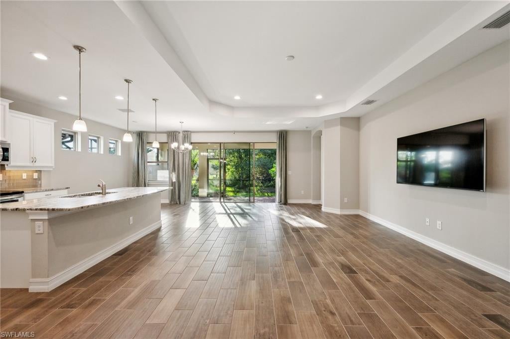 16246 Aberdeen Way, Naples, FL 34110 photo