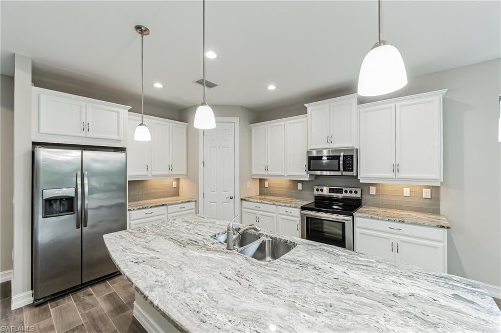 16246 Aberdeen Way, Naples, FL 34110 photo
