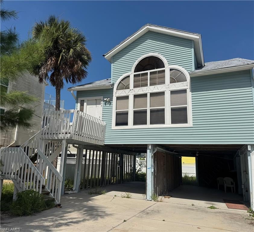 225 Fairweather Ln, Fort Myers Beach, FL 33931