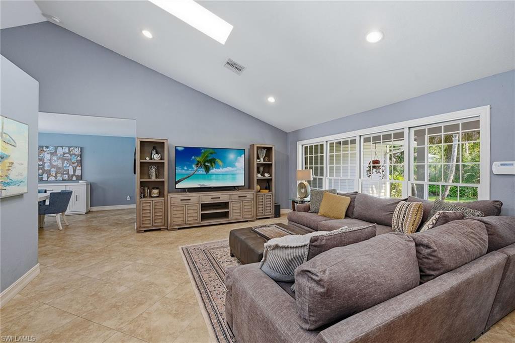 3731 5 Ave, Naples, FL 34120 photo