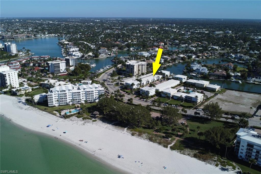 2100 Gulf Shore Blvd, Naples, FL 34102