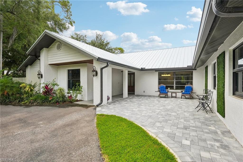 4980 Tamarind Ridge Dr, Naples, FL 34119