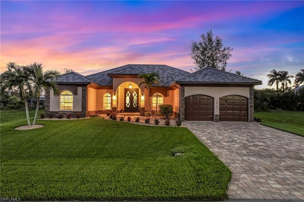 3810 19 Pl, Cape Coral, FL 33914