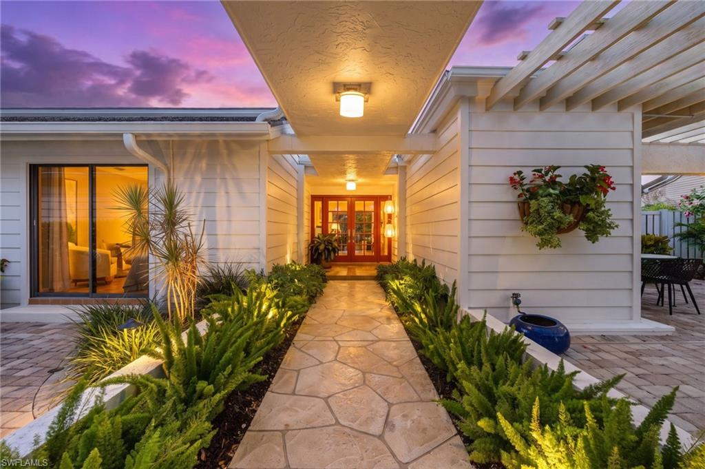 360 Edgemere Way #25, Naples, FL 34105 photo