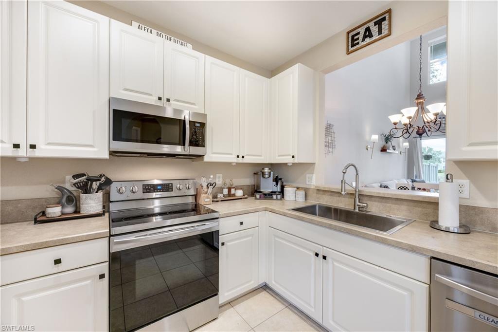 1320 Mariposa Cir #104, Naples, FL 34105 photo