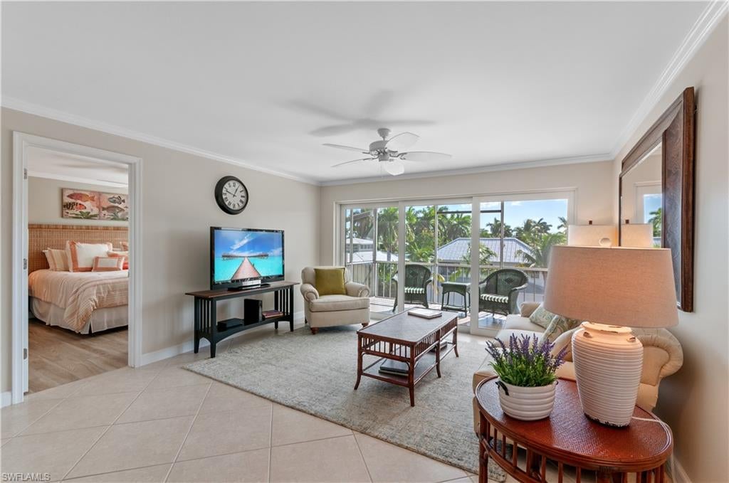 534 12 Ave, Naples, FL 34102