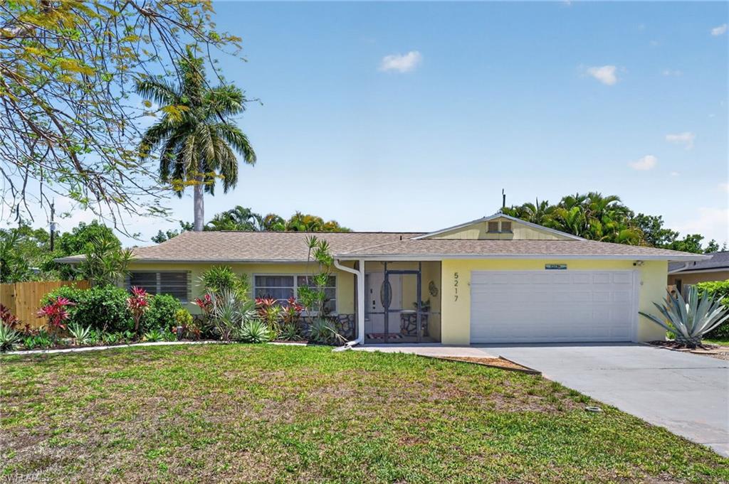 5217 Elm Ct, Cape Coral, FL 33904
