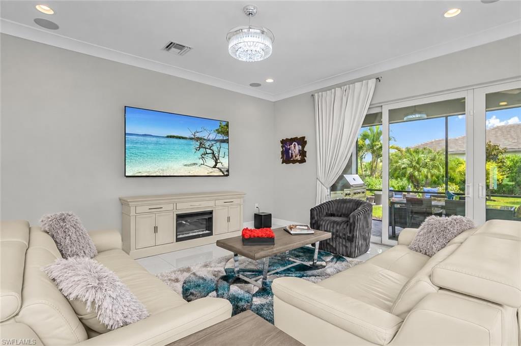 11878 Gardenia Ave, Naples, FL 34120 photo