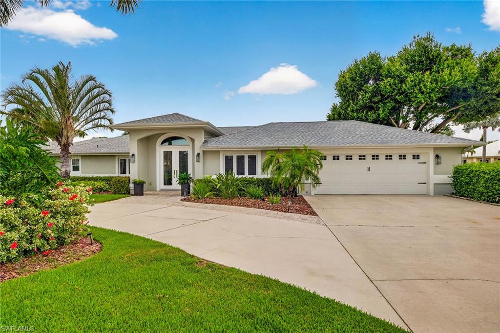 8390 Riviera Ave, Fort Myers, FL 33919 photo