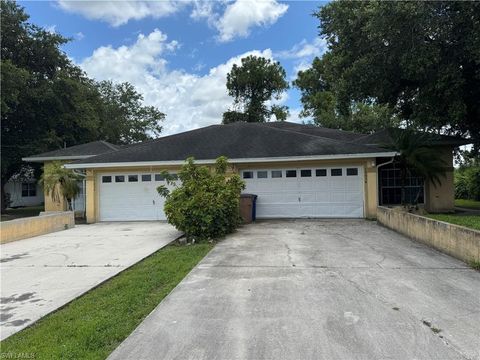 Duplex in LEHIGH ACRES FL 5403 Banning ST.jpg