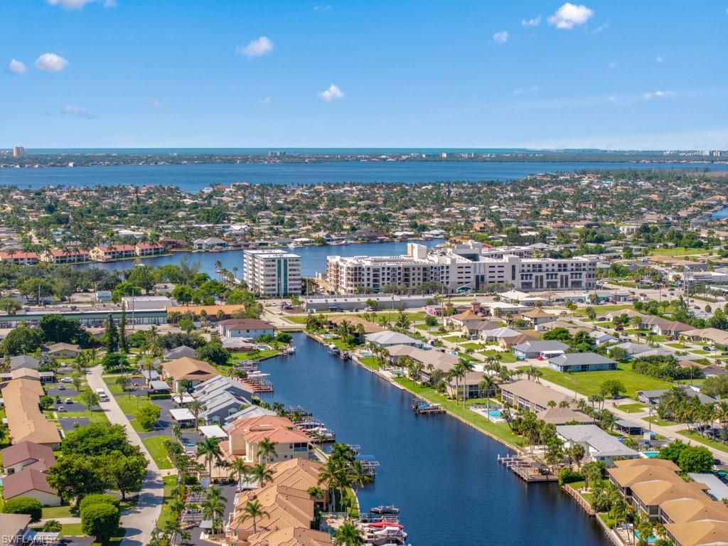 4520 SE 5 Pl, Cape Coral, FL 33904 photo