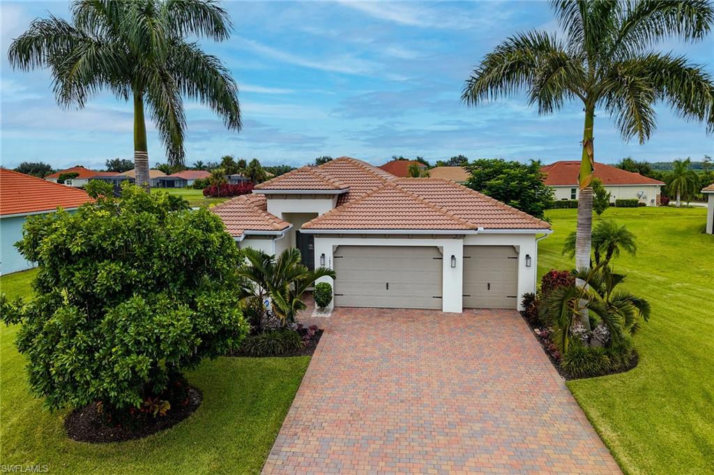 18709 Lake Hammock Dr, Naples, FL 34114 photo
