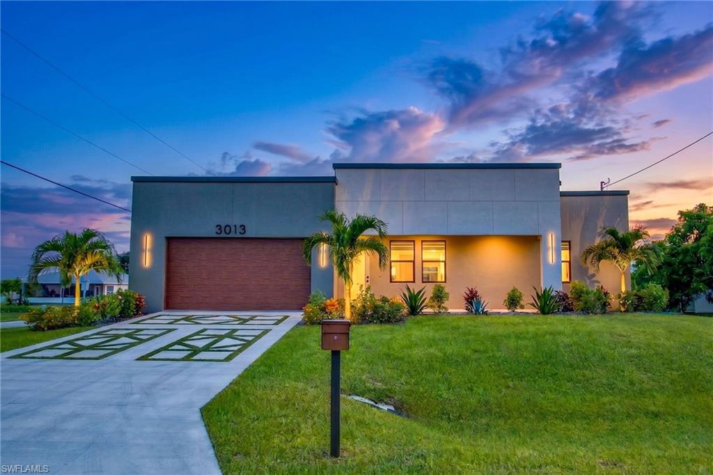 3013 39 St, Lehigh Acres, FL 33976