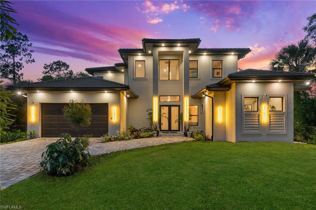 2227 21 St, Naples, FL 34117