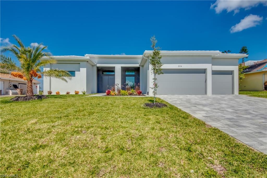 304 13 Ave, Cape Coral, FL 33993