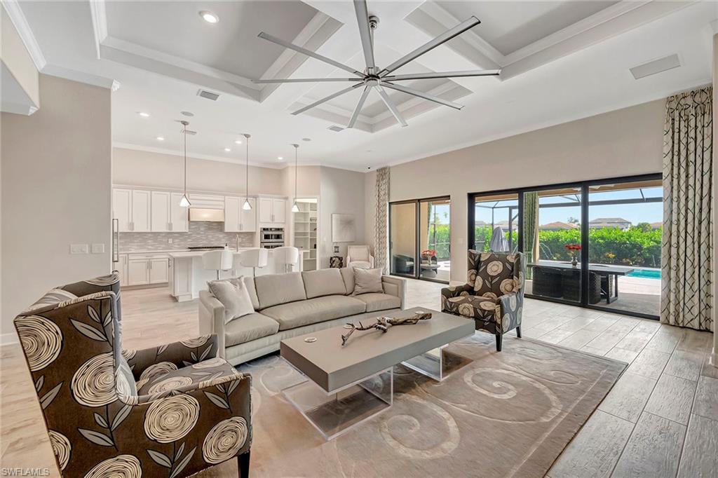9574 Everglades Dr, Naples, FL 34120 photo