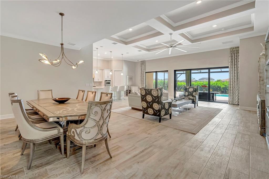 9574 Everglades Dr, Naples, FL 34120 photo