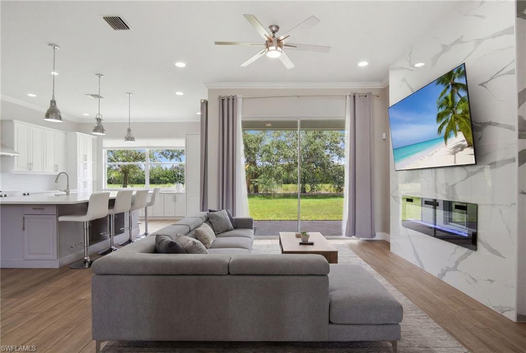 661 Grand Rapids Blvd, Naples, FL 34120 photo