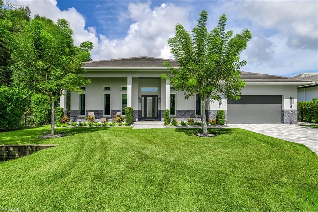 4 Willoughby Dr, Naples, FL 34110 photo