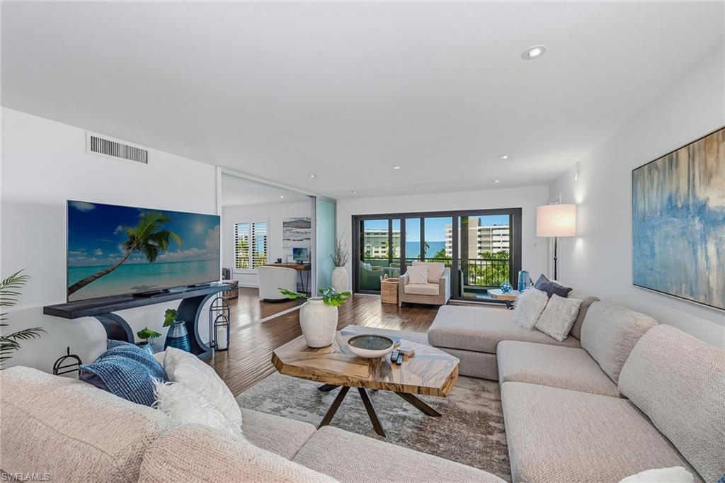 3430 Gulf Shore Blvd #6 J, Naples, FL 34103 photo