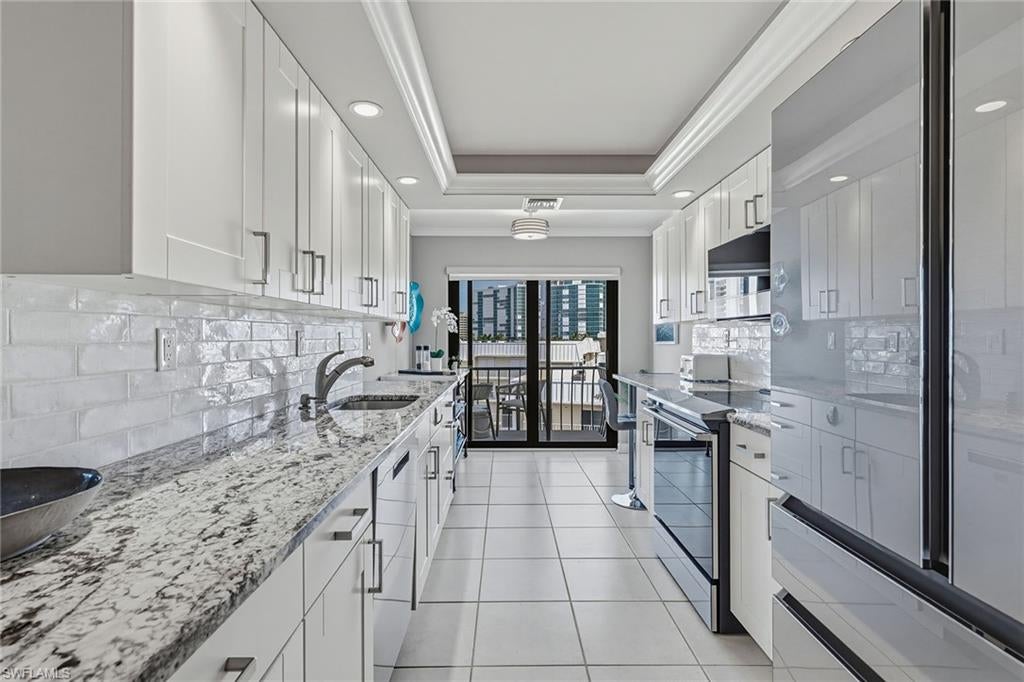 3430 Gulf Shore Blvd #6 J, Naples, FL 34103 photo