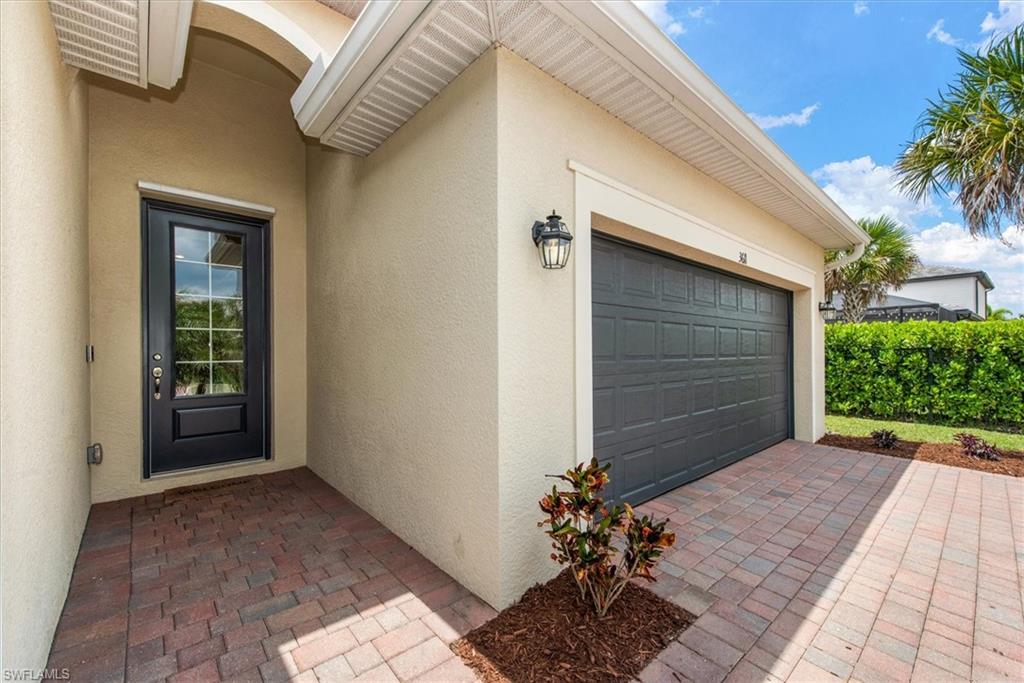 3611 Rain Lily Ln, Alva, FL 33920 photo