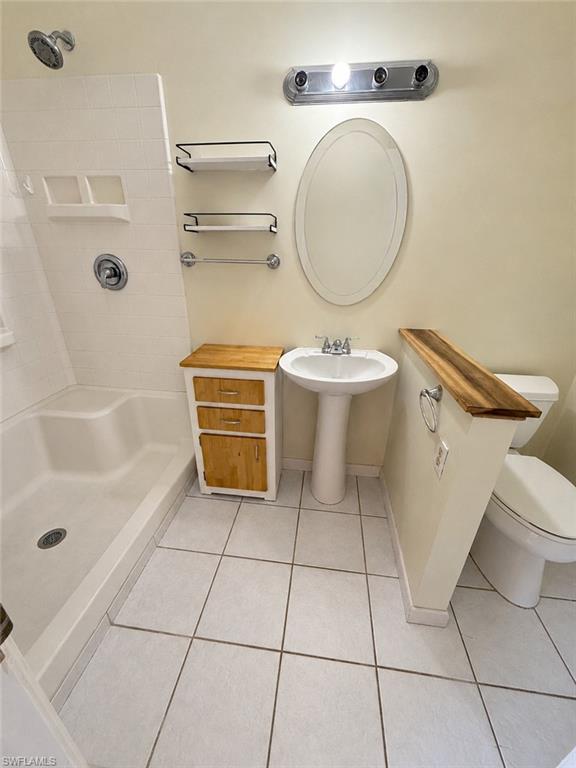 1005 SW 48 Ter #3, Cape Coral, FL 33914 photo